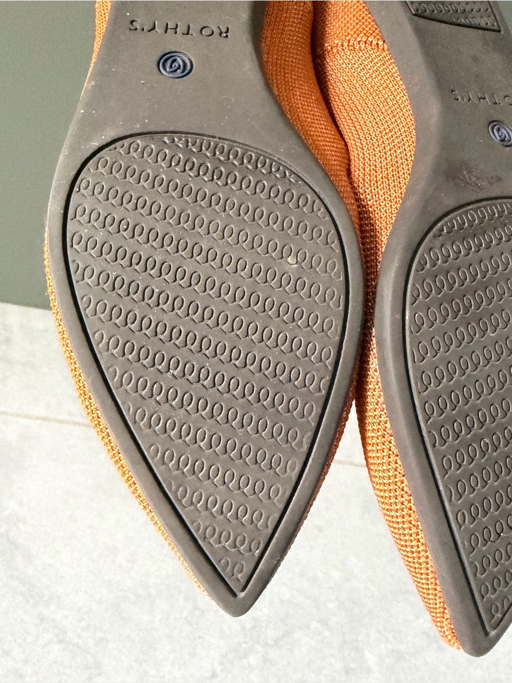 Rothy’s The Point Amber Pointed Toe Knit Flats in Rust Burnt Orange Fawn 6.5 - Picture 12 of 13